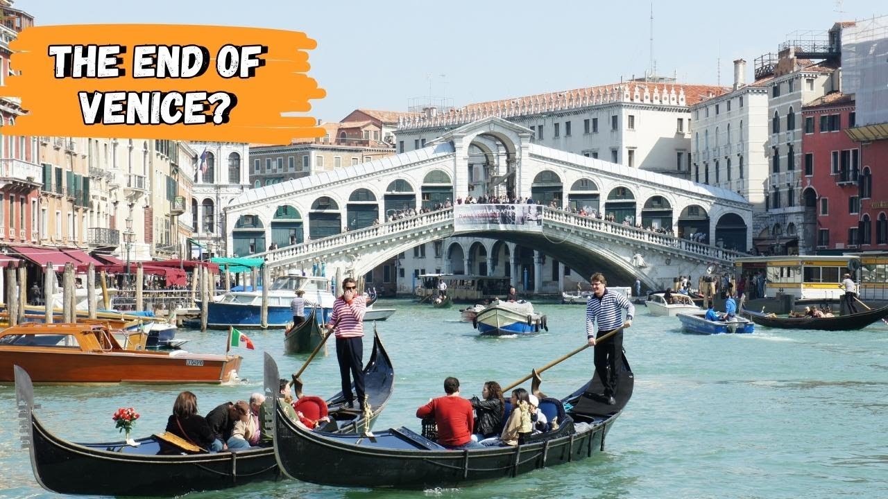 What are the environmental impacts of tourism in Venice? - In Your Travel