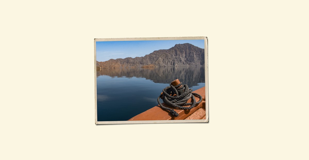 Strait of Hormuz: A High-Stakes Snorkel Dive for Global Shipping