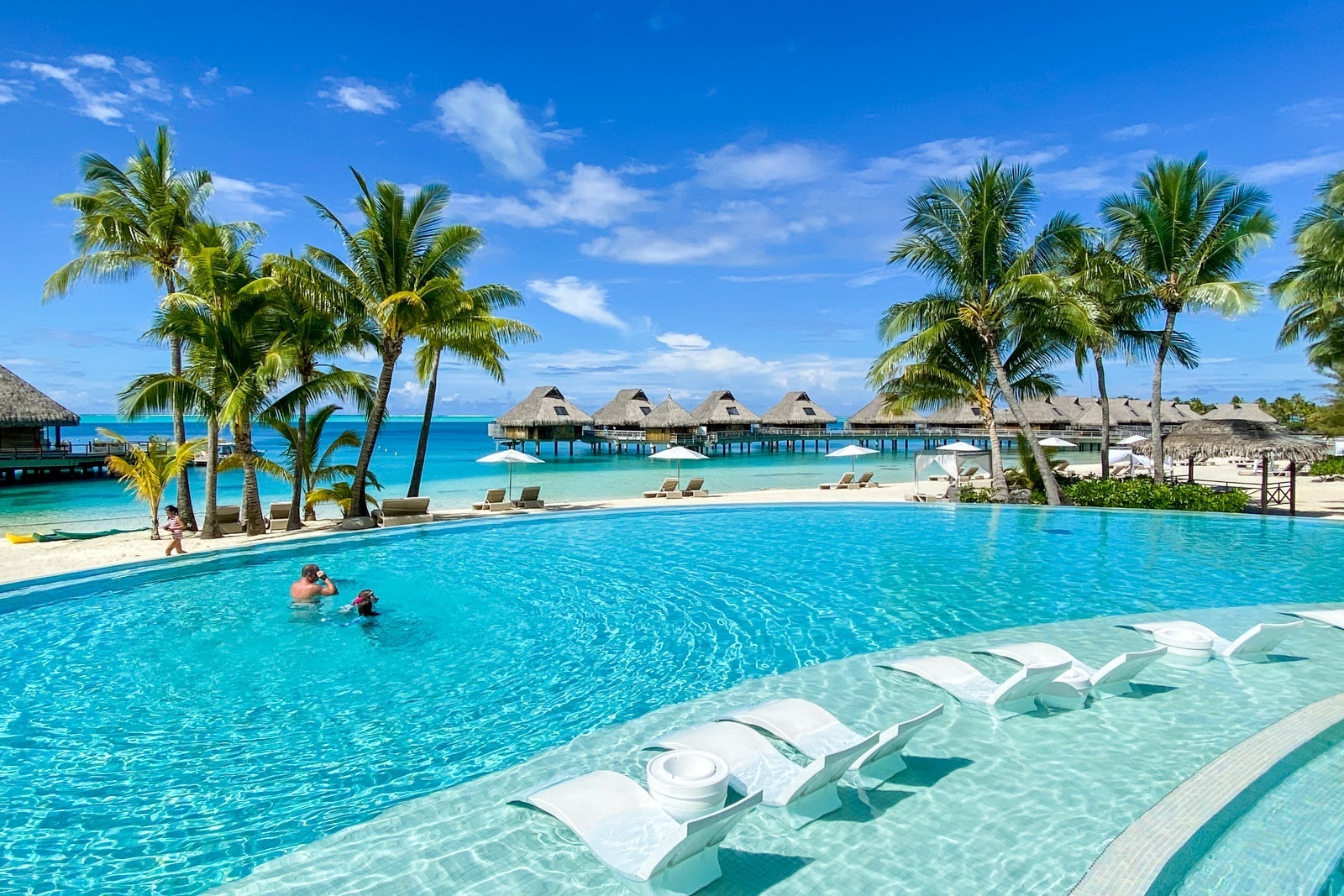 Last Chance: Grab Up to 175,000 Hilton Honors Amex Points Before These Offers Disappear!